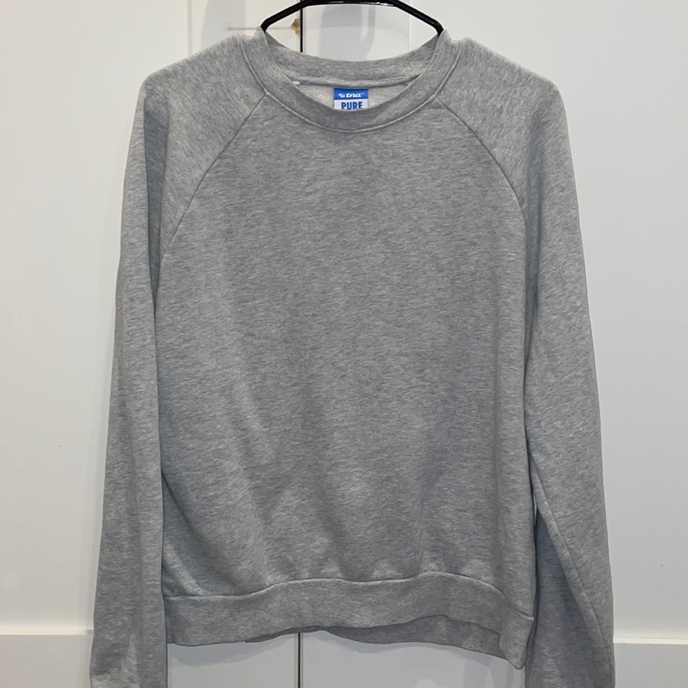 Aritzia Tna grey crewneck